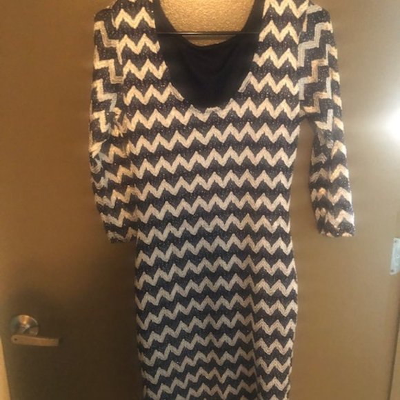 Mini Dress Chevron NWOT - Picture 4 of 6